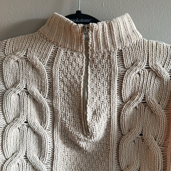 Cute sweater. - Picture 3 of 3